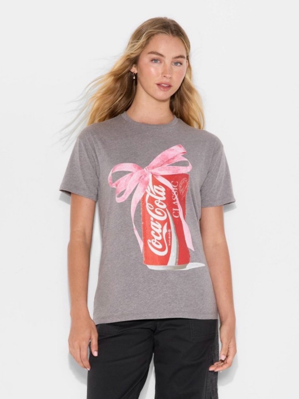 Women's Coca-Cola Bow Short Sleeve
Graphic T-Shirt - Gray 
Small
New with Tags